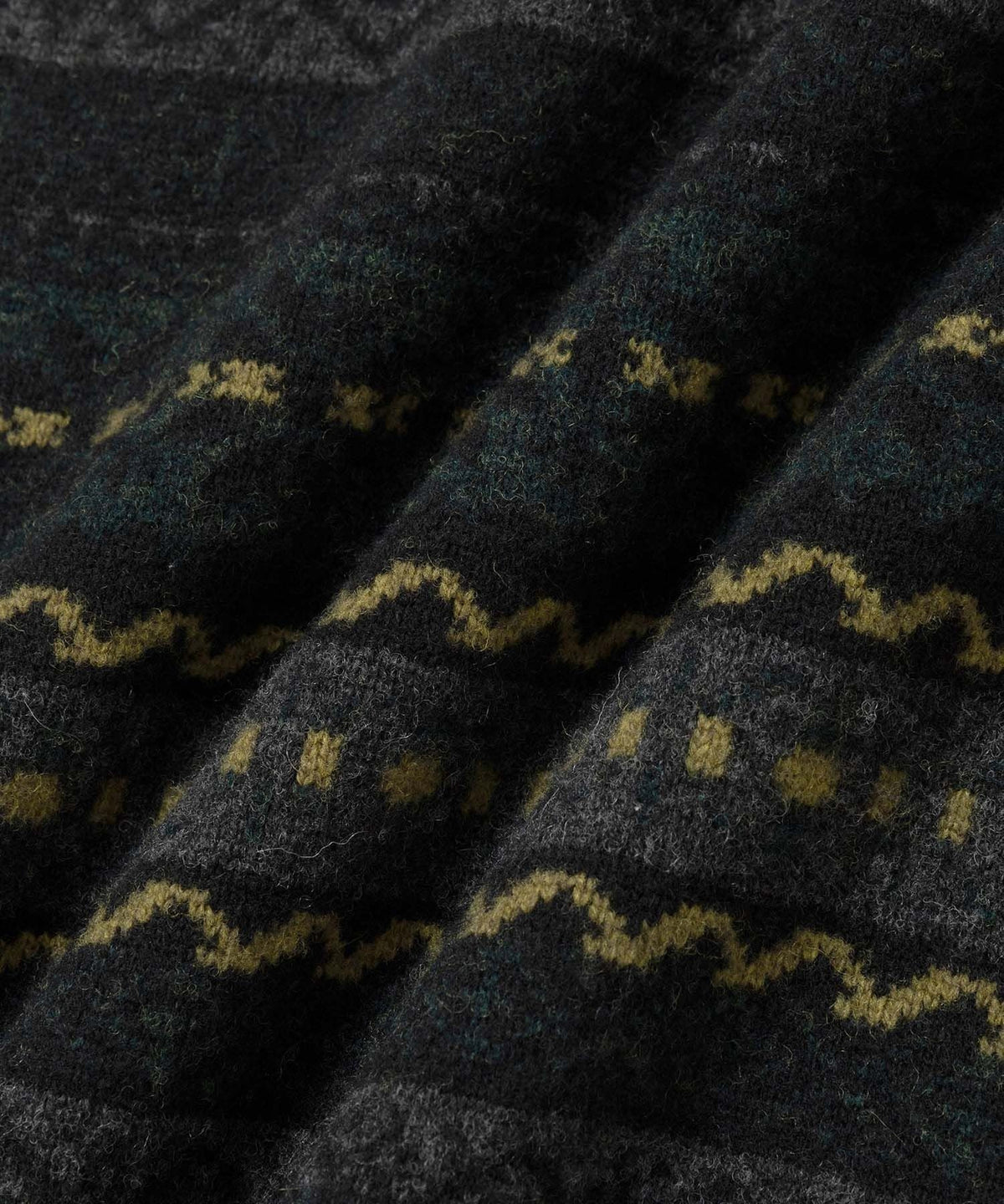 CLASSIC PATTERN KNIT