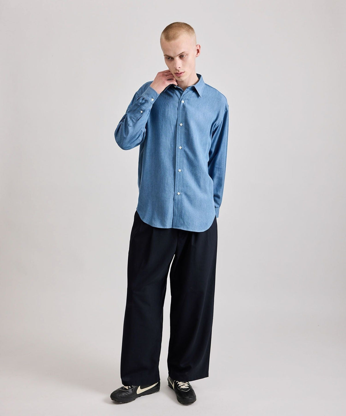 Luis Chambray LS Shirt