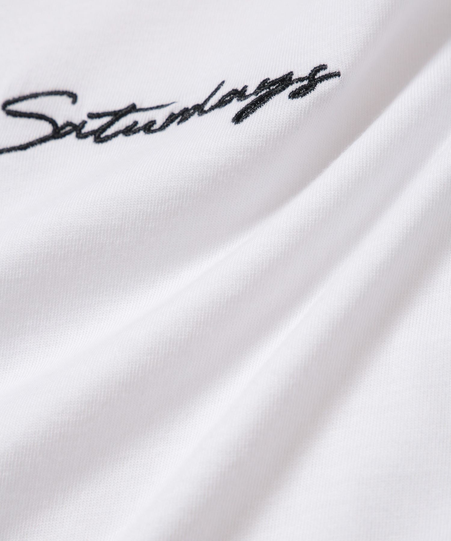 Script Emb SS Tee