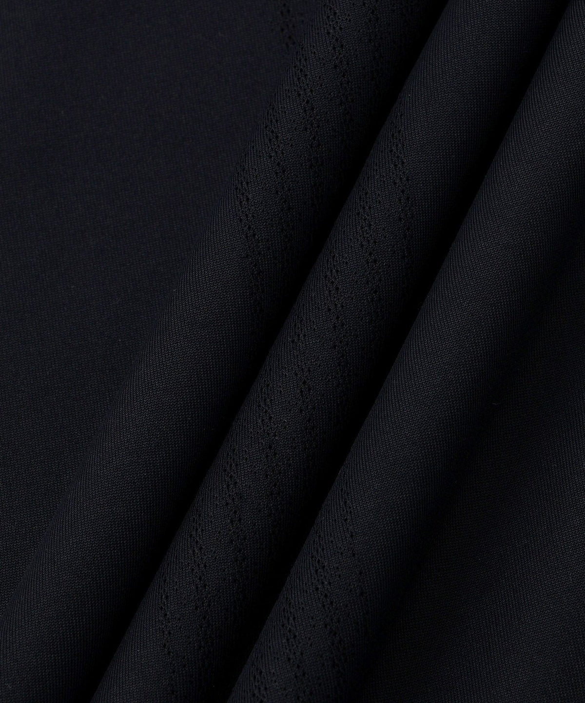 Mesh Jacquard SS Mock Neck
