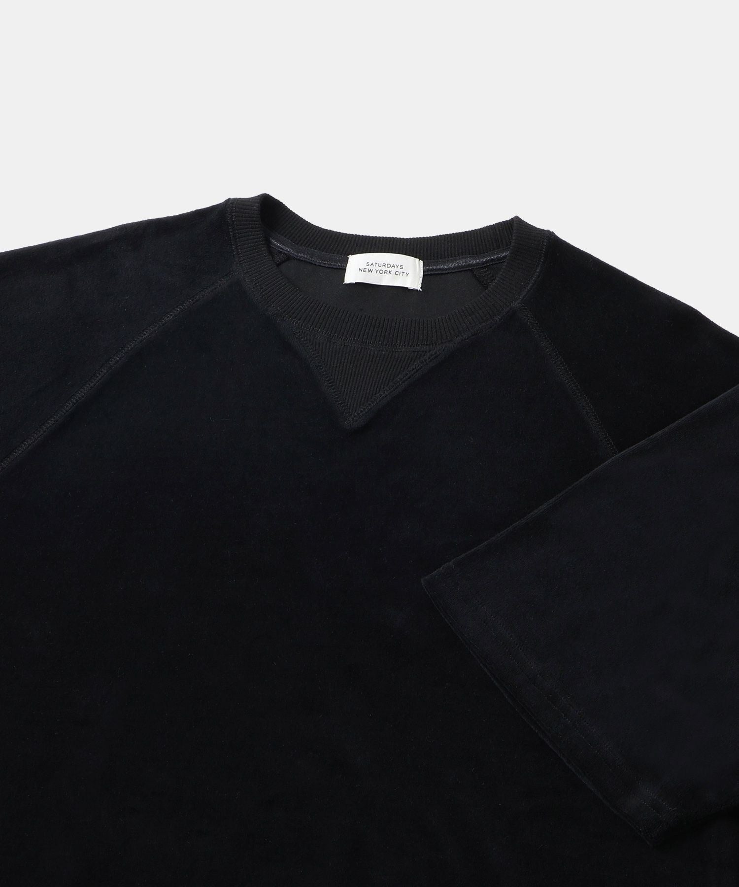 Elliot Velour Raglan Relaxed SS Sweatshirt