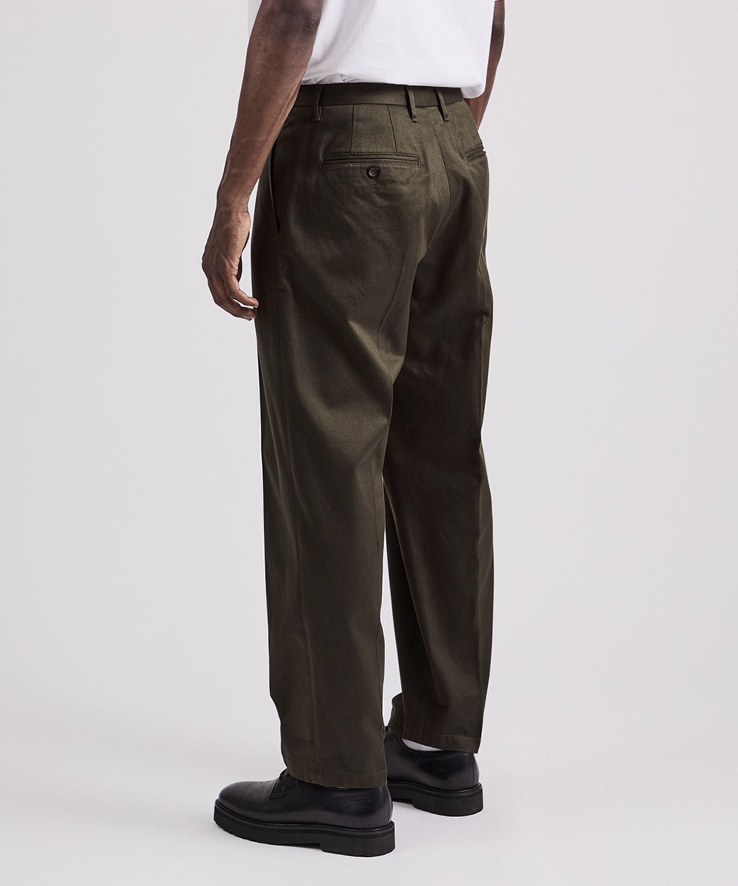 Dean One Tuck Pant
