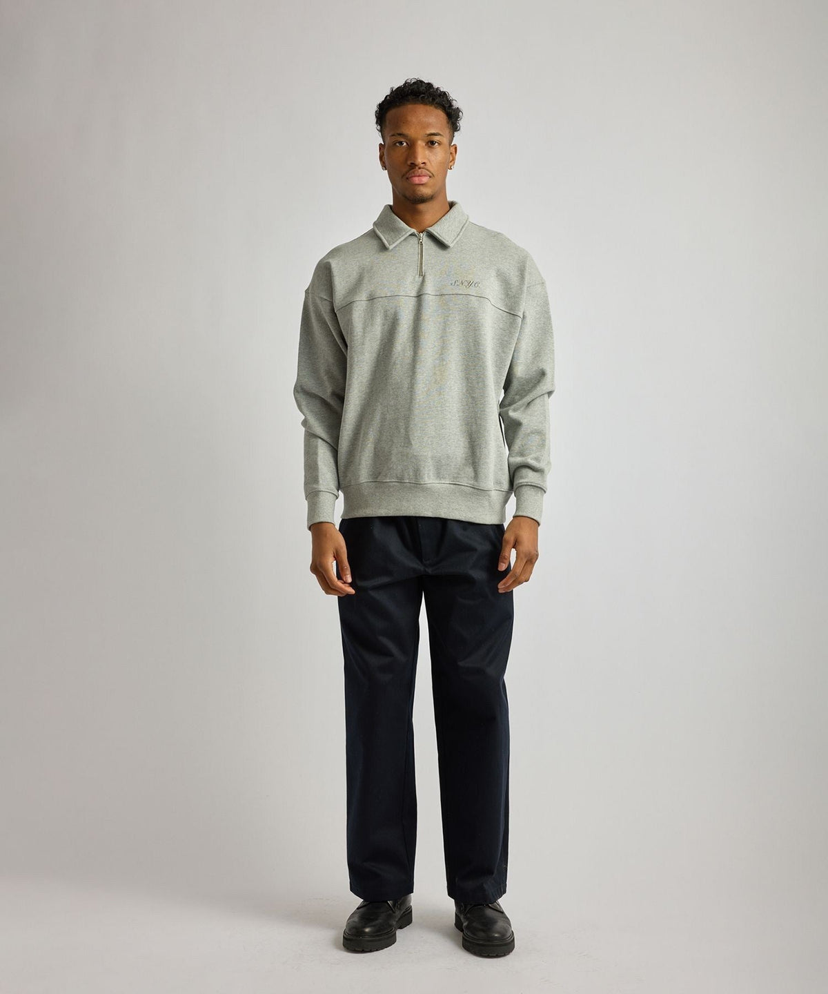 Mott Relaxed Quarter Zip Sweatshirt