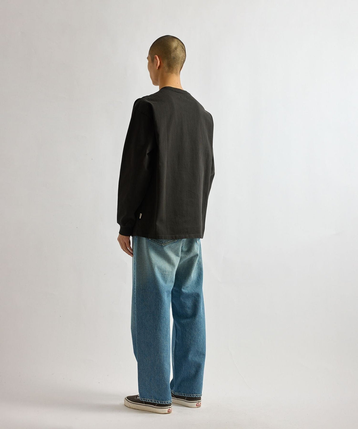 Max Weight Vintage Serif LS T-Shirt