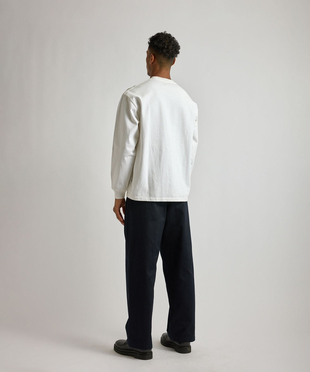 Max Weight Vintage Serif LS T-Shirt