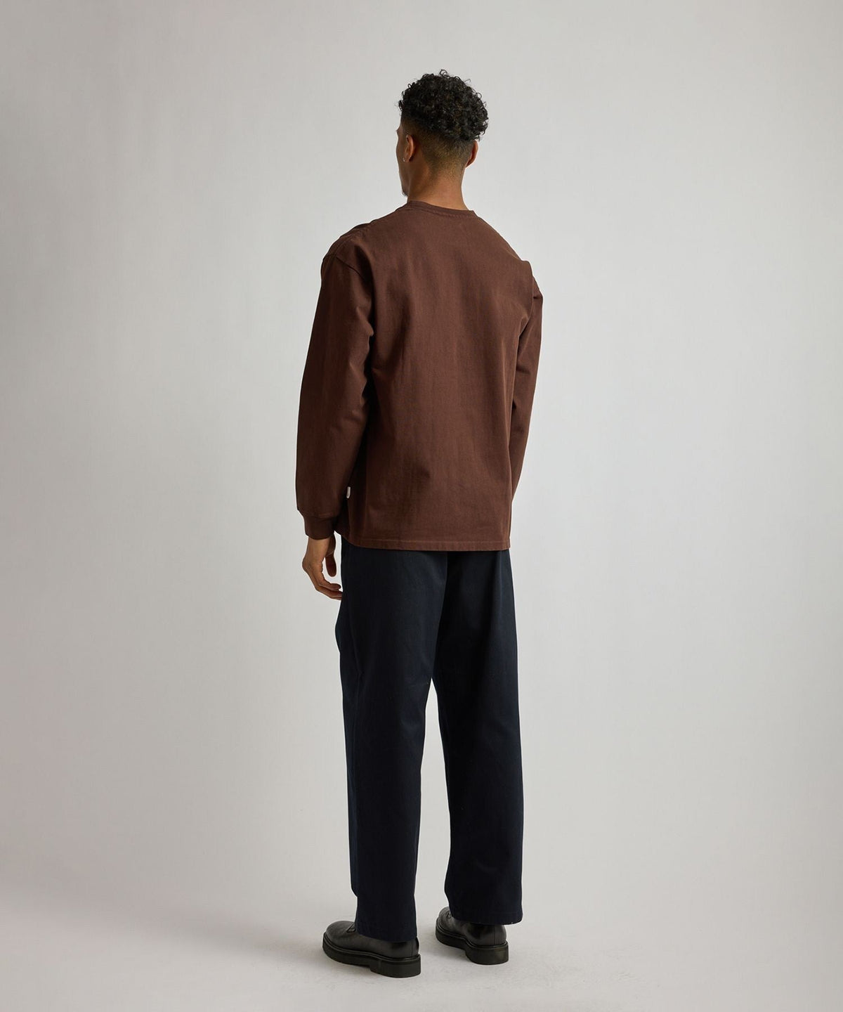 Max Weight Vintage Serif LS T-Shirt