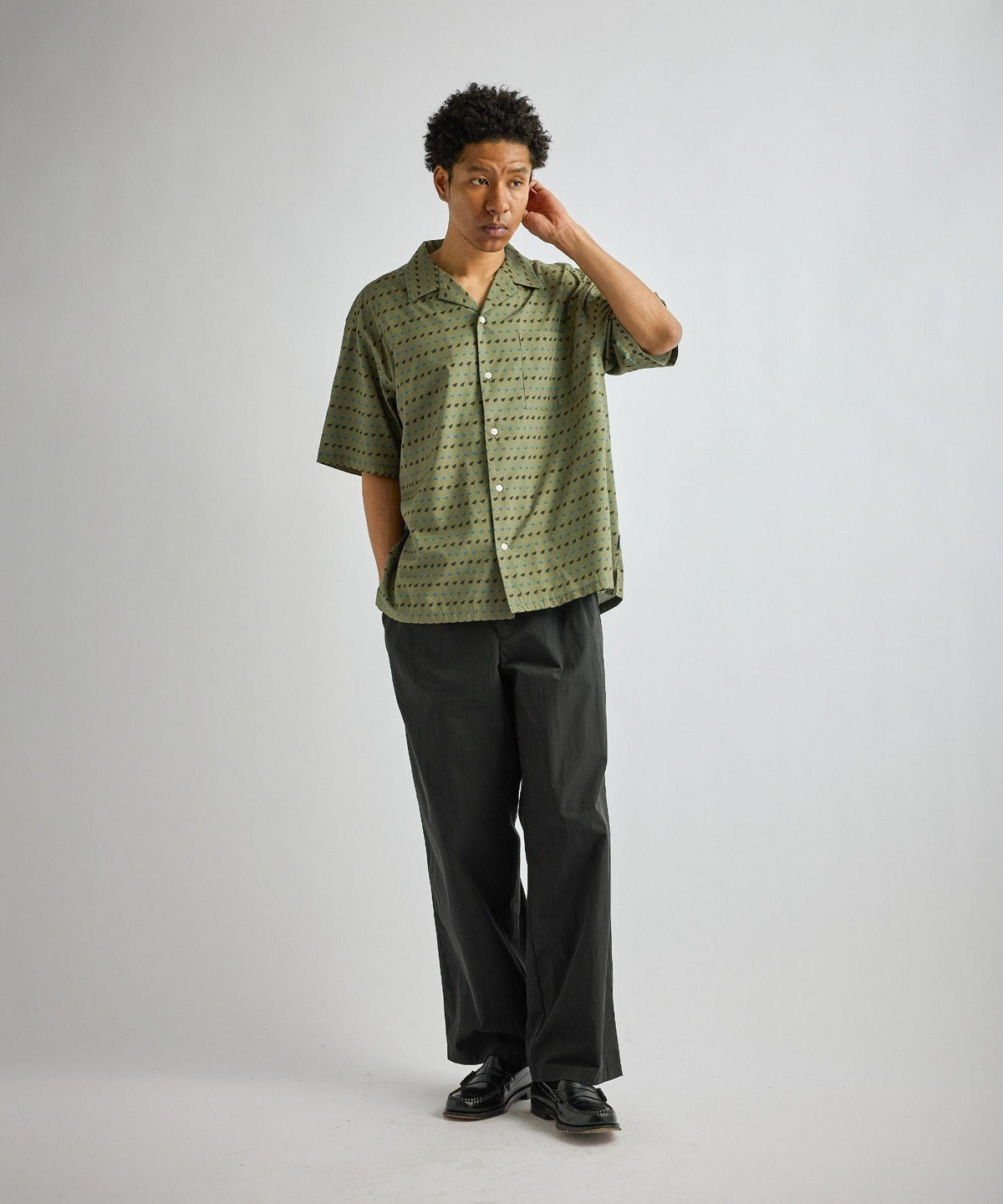 George Wide Two Tuck Pant