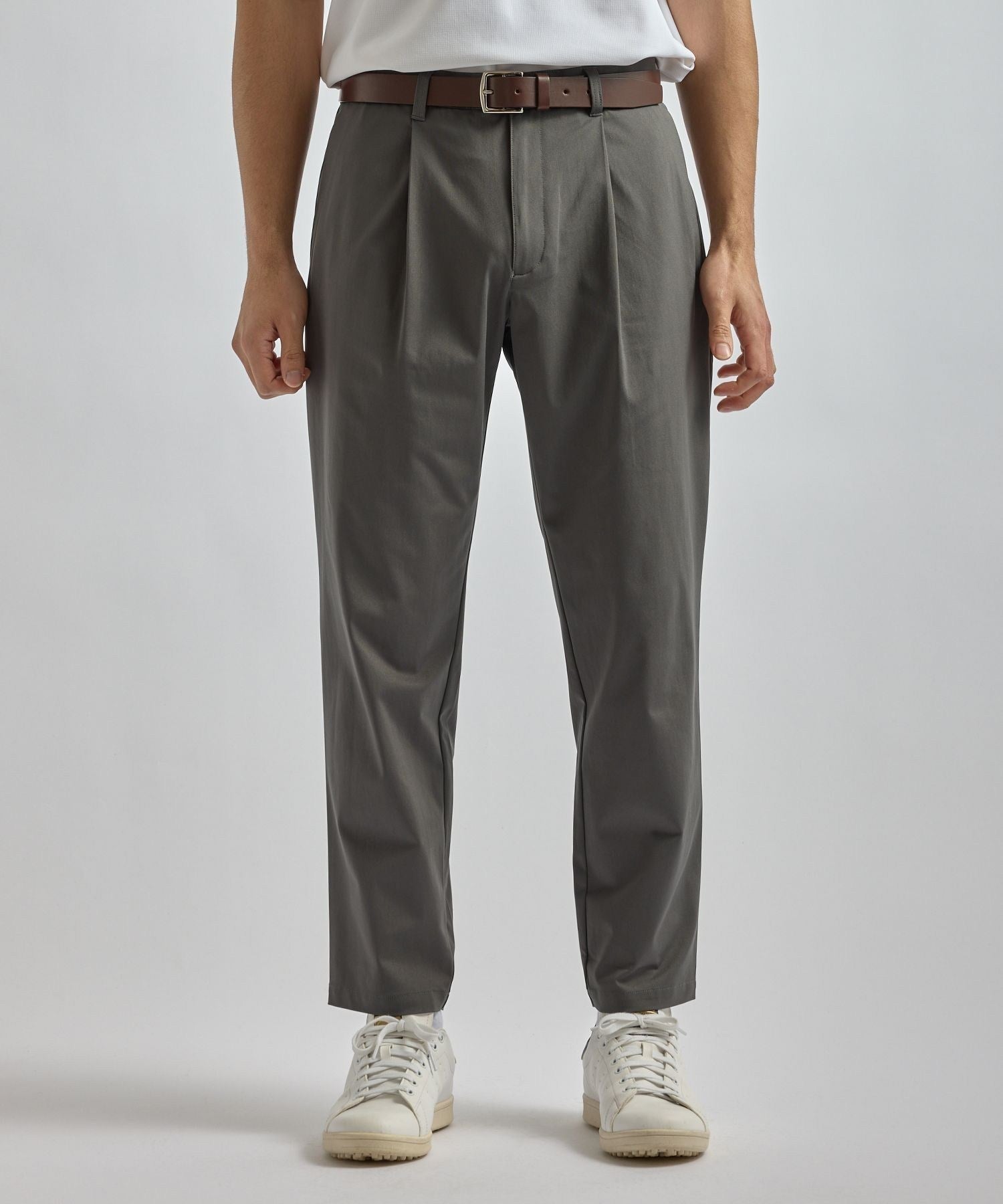 1 Tuck Stretch Pants