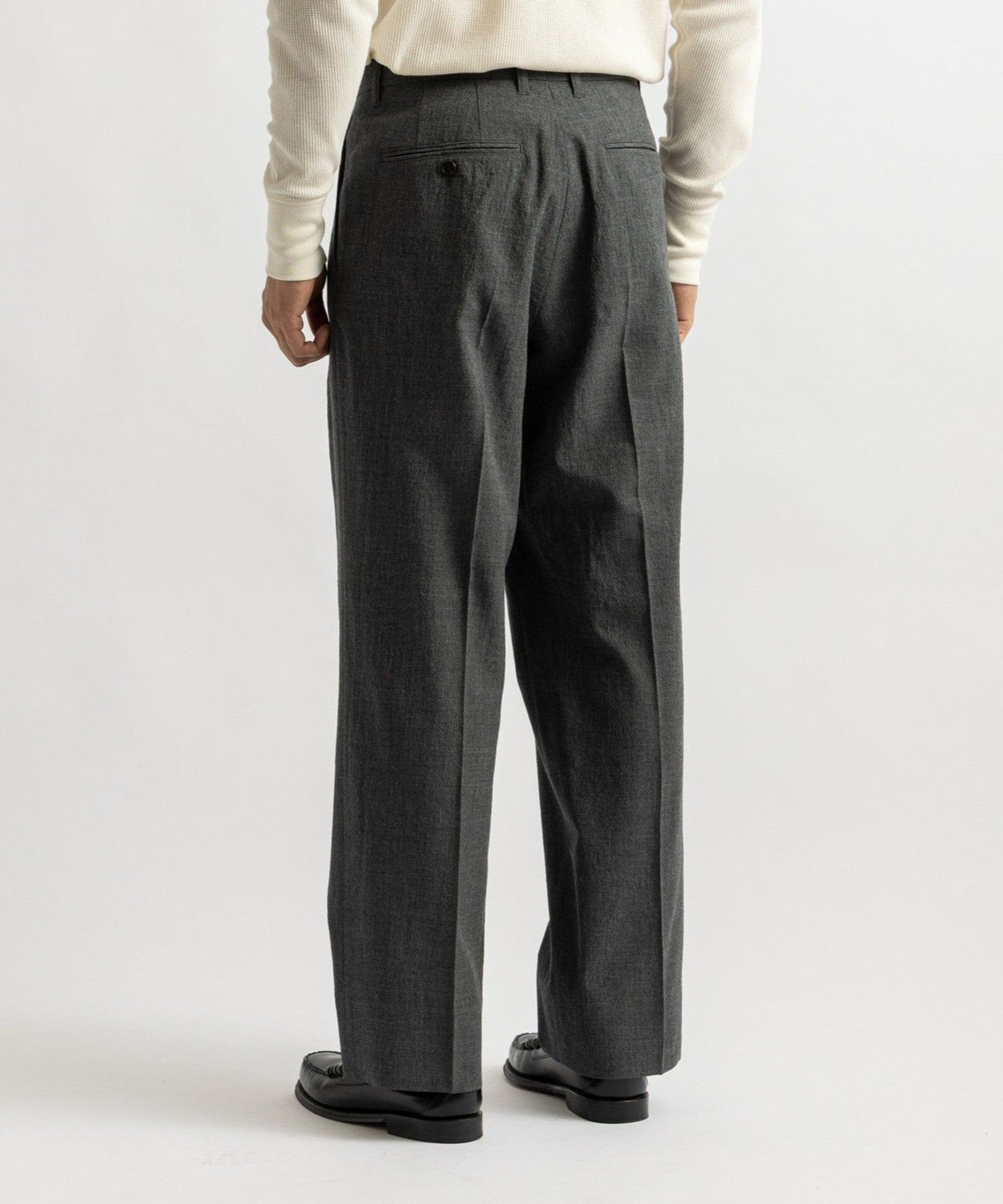 George Wool Two Tuck Pant