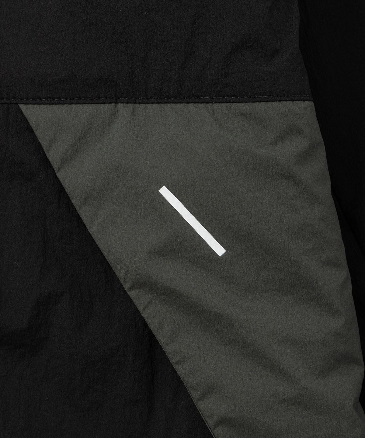 Crispy Nylon Octa Jacket